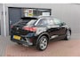 Volkswagen T-Roc 1.5 TSI 150pk DSG R-Line , Fabrieksgarantie t/m 11-2027, Trekhaak afneembaar , Virtual , Stoelverwarming , Ergonimische voorstoel, DAB+ , Carplay, LMV, PDC, Achteruitrijcamera , Parkeerhulp, Stuurwiel multifunctioneel. etc.