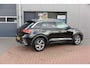 Volkswagen T-Roc 1.5 TSI 150pk DSG R-Line , Fabrieksgarantie t/m 11-2027, Trekhaak afneembaar , Virtual , Stoelverwarming , Ergonimische voorstoel, DAB+ , Carplay, LMV, PDC, Achteruitrijcamera , Parkeerhulp, Stuurwiel multifunctioneel. etc.
