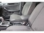 Volkswagen T-Roc 1.5 TSI 150pk DSG R-Line , Fabrieksgarantie t/m 11-2027, Trekhaak afneembaar , Virtual , Stoelverwarming , Ergonimische voorstoel, DAB+ , Carplay, LMV, PDC, Achteruitrijcamera , Parkeerhulp, Stuurwiel multifunctioneel. etc.