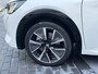 Peugeot e-208 EV GT 350 50 kWh/automaat/NAP/Cruise/Stoelverwarming/ Rijstrookdetectie/1e eigenaar/ camera/12 maanden garantie
