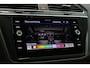 Volkswagen Tiguan 1.4 TSI eHybrid R-Line Business+ | DAB-RADIO | SFEER | 19'LMV | CARPLAY | PDC-V/A | NAVIGATIE | SFEER | E-KLEP |