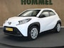 Toyota Aygo X 1.0 VVT-i MT Play - ORIGINEEL NEDERLANDSE AUTO - ACHTERUITRIJCAMERA - CRUISE CONTROL - APPLE CARPLAY/ANDROID AUTO - AIRCO - BLUETOOTH TELEFOONVOORBEREIDING - MULTIMEDIA SCHERM