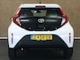 Toyota Aygo X 1.0 VVT-i MT Play - ORIGINEEL NEDERLANDSE AUTO - ACHTERUITRIJCAMERA - CRUISE CONTROL - APPLE CARPLAY/ANDROID AUTO - AIRCO - BLUETOOTH TELEFOONVOORBEREIDING - MULTIMEDIA SCHERM