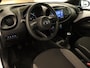 Toyota Aygo X 1.0 VVT-i MT Play - ORIGINEEL NEDERLANDSE AUTO - ACHTERUITRIJCAMERA - CRUISE CONTROL - APPLE CARPLAY/ANDROID AUTO - AIRCO - BLUETOOTH TELEFOONVOORBEREIDING - MULTIMEDIA SCHERM