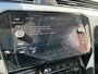 Volkswagen Passat Variant 1.4 TSI PHEV GTE Business / AUTOMAAT/ PANO/ TREKHAAK/ APP-CONNECT/ PARK.SENSOR.V+A/ CAMERA/ STUUR+STOELVERWARM./ DCC/ ACC/ MASSAGE/ ELEK.ACHTERKLEP/ DODEHOEK/ KEYLESS/ DIGITAL DASH/ NAVI/ DAB/ CLIMA/ LED/ 18'' LMV