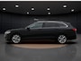 Skoda Superb Combi 1.5 TSI First Edition | Pano dak | Trekhaak | Camera | Stoelverwarming
