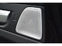 Volvo XC60 T8 Hybrid AWD Ultra Black Edition | Luchtvering | Bowers & Wilkins | Stoelventilatie | Massage | Panoramadak |