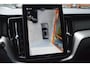 Volvo XC60 T8 Hybrid AWD Ultra Black Edition | Luchtvering | Bowers & Wilkins | Stoelventilatie | Massage | Panoramadak |