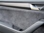 Skoda Superb Combi 1.5 TSI ACT Limited Sportline | Trekhaak | BTW | Adaptieve Cruise Control | Virtual Cockpit | Stoelverwarming | Stuurwiel Verwarmd | elektrische Sportstoel | Diamant Sticksels | Stoelverwarming Achter | Alcantara |