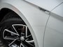 Skoda Superb Combi 1.5 TSI ACT Limited Sportline | Trekhaak | 1e Eigenaar | BTW | Adaptieve Cruise Control | Virtual Cockpit | Stoelverwarming | Stuurwiel Verwarmd | elektrische Sportstoel | Diamant Sticksels | Stoelverwarming Achter | Alcantara |
