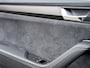 Skoda Superb Combi 1.5 TSI ACT Limited Sportline | Trekhaak | 1e Eigenaar | BTW | Adaptieve Cruise Control | Virtual Cockpit | Stoelverwarming | Stuurwiel Verwarmd | elektrische Sportstoel | Diamant Sticksels | Stoelverwarming Achter | Alcantara |