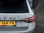 Skoda Superb Combi 1.5 TSI ACT Limited Sportline | Trekhaak | 1e Eigenaar | BTW | Adaptieve Cruise Control | Virtual Cockpit | Stoelverwarming | Stuurwiel Verwarmd | elektrische Sportstoel | Diamant Sticksels | Stoelverwarming Achter | Alcantara |
