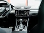 Skoda Superb Combi 1.5 TSI ACT Limited Sportline | Trekhaak | 1e Eigenaar | BTW | Adaptieve Cruise Control | Virtual Cockpit | Stoelverwarming | Stuurwiel Verwarmd | elektrische Sportstoel | Diamant Sticksels | Stoelverwarming Achter | Alcantara |