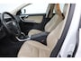 Volvo XC60 T5 Momentum | Elektrische Stoel + Memory | Stoelverwarming | Trekhaak | Cruise Control