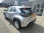 Toyota Yaris Cross 1.5 HYBRID ACTIVE TREKHAAK ALL-SEASON APPLE/ANDROID AD-CRUISE CAMERA DAB GROOTLICHT-ASSISTENT EL-INKLP SPIEGELS
