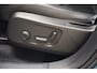 Volvo XC40 T4 Recharge R-Design [ Panorama Harman/Kardon Stoel-en stuurverwarming ]