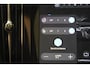 Volvo XC60 T6 AWD Recharge Ultimate Dark [ Panorama Leder Navi Camera Stuur-&Stoelverwarming ]