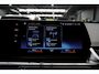 BMW X1 xDrive23i xLine Navi Camera Leder PDC 18'' LM velgen Sportstoelen Driving Assistant Plus Elektr. bedienbare Trekhaak Elektrisch bedienbare achterklep Cruise control Climate Control Keyless Entry & Go