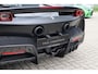 Ferrari SF90 Spider 4.0 V8 | Novitec-uitlaat, Carbon in/ex, Lift, Pass. display, Carbon daytona racestoelen, JBL, Camera, Wrap matzwart