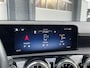 Mercedes-Benz A-klasse 250 e Luxury Line | Panoramadak | Achteruitrijcamera | Stoelverwarming | Dodehoekassistent | Sfeerverlichting | Apple & Android Carplay