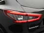 Nissan Qashqai 1.6 Tekna | Stoelverwarming | Panoramadak | Trekhaak | 1500kg Trekgewicht |