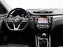 Nissan Qashqai 1.6 Tekna | Stoelverwarming | Panoramadak | Trekhaak | 1500kg Trekgewicht |