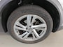 Volkswagen T-Roc 1.5 TSI 150pk Life 75 Edition DSG Automaat / Navigatie / Camera / Led / Lm 17 inch / Digital cockpit / Park Assist
