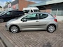 Peugeot 207 1.4-16V XR