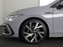 Volkswagen Golf 1.5 TSI R-Line 130 PK | Panoramadak | Camera | 18 Inch | Navigatie