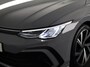 Volkswagen Golf 1.5 TSI R-Line 130 PK | Panoramadak | Camera | 18 Inch | Navigatie