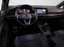 Volkswagen Golf 1.5 TSI R-Line 130 PK | Panoramadak | Camera | 18 Inch | Navigatie
