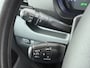 Peugeot Expert 1.5HDI 100PK L2 3-Persoons LIFT Euro 6 360°Camera Airco Apple Carplay Android Auto Navi Cruise Control Bluetooth Regen-Lichtsensor Betonplex Vloer Wandbetimmering Schuifdeur 1e Eigenaar Dealeronderhouden Origineel Nederlandse Auto