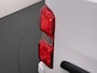 Peugeot Expert 1.5HDI 100PK L2 3-Persoons LIFT Euro 6 360°Camera Airco Apple Carplay Android Auto Navi Cruise Control Bluetooth Regen-Lichtsensor Betonplex Vloer Wandbetimmering Schuifdeur 1e Eigenaar Dealeronderhouden Origineel Nederlandse Auto