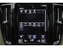 Volvo XC60 T8 Recharge AWD Inscription - Panorama/schuifdak - IntelliSafe Assist & Surround - Harman/Kardon audio - Adaptieve LED koplampen - Parkeercamera achter - Verwarmde voorstoelen - Parkeersensoren voor & achter - Elektr. bedienb. voorstoelen met geheugen - Geventileerde voorstoelen - Head up display - Extra getint glas - Inklapbare trekhaak - 19' LMV