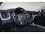 Volvo XC60 T8 Recharge AWD Inscription - Panorama/schuifdak - IntelliSafe Assist & Surround - Harman/Kardon audio - Adaptieve LED koplampen - Parkeercamera achter - Verwarmde voorstoelen - Parkeersensoren voor & achter - Elektr. bedienb. voorstoelen met geheugen - Geventileerde voorstoelen - Head up display - Extra getint glas - Inklapbare trekhaak - 19' LMV