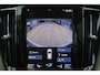 Volvo XC60 T8 Recharge AWD Inscription - Panorama/schuifdak - IntelliSafe Assist & Surround - Harman/Kardon audio - Adaptieve LED koplampen - Parkeercamera achter - Verwarmde voorstoelen - Parkeersensoren voor & achter - Elektr. bedienb. voorstoelen met geheugen - Geventileerde voorstoelen - Head up display - Extra getint glas - Inklapbare trekhaak - 19' LMV