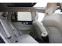 Volvo V60 Cross Country B5 AWD Pro | Adaptieve Cruise Control | BLIS Dodehoekdetectie | 20" Velgen | Elektrisch verstelbare voorstoelen met geheugen | Stoel- & stuurwielverwarming | 360-camera | Panoramisch schuif-/kanteldak | Draadloze oplader | Premium Audio by Harman/Kardon |