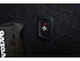 Volvo XC40 T5 Recharge Inscription - Panorama/schuifdak - IntelliSafe Assist & Surround - 360º Camera - Harman/Kardon audio - Adaptieve LED koplampen - Verwarmde voorstoelen, stuur & achterbank - Parkeersensoren voor & achter - Elektr. bedienb. voorstoelen met geheugen links - Extra getint glas - Standkachel - Inklapbare trekhaak - 19' LMV