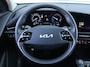 Kia Niro EV Air 64.8 kWh | Stuur-/stoelverwarming | Camera | Cruise adapt. | 17" LM | Elekt. stoelverstelling | Dodehoek detectie | LED | Clima |