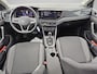 Volkswagen Polo 1.0 TSI Life Edition Automaat | Unieke kmstand! | Adapt. Cruise Controle | Parkeersensoren voor en achter | Camera | LM Velgen | Apple Carplay of Android Auto