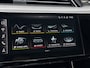Audi E-tron 50 quattro Business edition Plus 71 kWh | SoH 93,8% | Recent bij Audi onderhoud gehad  | Trekhaak | Warmtepomp | 3 Fase | 1e Eigenaar | Panoramadak | Dealeronderhouden | Memory | 4 Nieuwe zomerbanden |