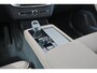 Volvo XC90 T8 Recharge AWD Ultra Dark Exec. Ed. - Luchtvering - Panorama/schuifdak - IntelliSafe Assist & Surround - 360º Camera - Bowers & Wilkins audio - Adaptieve LED koplampen - Verwarmde voorstoelen, stuur & achterbank - Parkeersensoren voor & achter - Elektr. bedienb. voorstoelen met geheugen - Geventileerde voorstoelen - Head up display - Draadloze tel. lader - Extra getint glas - 22' LMV