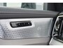 Volvo XC90 T8 Recharge AWD Ultra Dark Exec. Ed. - Luchtvering - Panorama/schuifdak - IntelliSafe Assist & Surround - 360º Camera - Bowers & Wilkins audio - Adaptieve LED koplampen - Verwarmde voorstoelen, stuur & achterbank - Parkeersensoren voor & achter - Elektr. bedienb. voorstoelen met geheugen - Geventileerde voorstoelen - Head up display - Draadloze tel. lader - Extra getint glas - 22' LMV