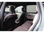 Volvo XC90 T8 Recharge AWD Ultra Dark Exec. Ed. - Luchtvering - Panorama/schuifdak - IntelliSafe Assist & Surround - 360º Camera - Bowers & Wilkins audio - Adaptieve LED koplampen - Verwarmde voorstoelen, stuur & achterbank - Parkeersensoren voor & achter - Elektr. bedienb. voorstoelen met geheugen - Geventileerde voorstoelen - Head up display - Draadloze tel. lader - Extra getint glas - 22' LMV