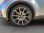 Toyota C-HR / C-HR+ 2.0 Hyb 200 GR Pr AWD Pano JBL Led 360g