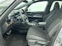 CUPRA Born Business 62 kWh Automaat Navigatie Apple Carplay/ Android Auto Camera Parkeersensoren Adaptive Cruise Control Stoel- en stuurverwarming Full Led Climate Control Lichtmetalen velgen