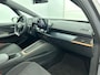 CUPRA Born Business 62 kWh Automaat Navigatie Apple Carplay/ Android Auto Camera Parkeersensoren Adaptive Cruise Control Stoel- en stuurverwarming Full Led Climate Control Lichtmetalen velgen