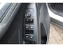 Ford Focus Wagon 1.0-125pk EcoBoost Mild-hybrid Titanium. Mooie, ruime, luxe en comfortabele Ford Focus wagon. Volautm. airco dual, camera, easy entry/easy go, stoel-, stuur- en voorraamverw., cruise control, Isofix, side- en lane assist, parkeersensoren v+a, LM wielen etc.