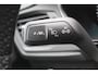 Ford Focus Wagon 1.0-125pk EcoBoost Mild-hybrid Titanium. Mooie, ruime, luxe en comfortabele Ford Focus wagon. Volautm. airco dual, camera, easy entry/easy go, stoel-, stuur- en voorraamverw., cruise control, Isofix, side- en lane assist, parkeersensoren v+a, LM wielen etc.