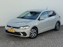Volkswagen Polo 1.0 TSI Life Edition Carplay Camera Led verlichting Adaptieve cruise AllSeason banden